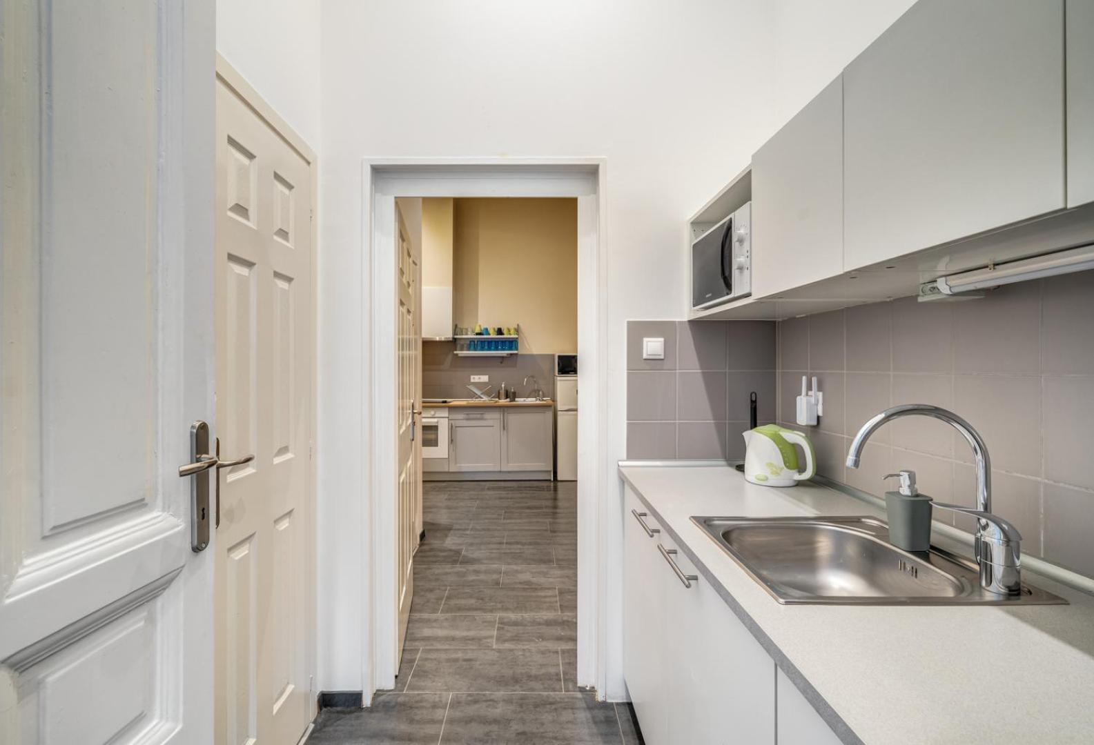 Downtown Delight - Erzsebet Blvd - 13 Ppl Apartment Budapest Exterior photo